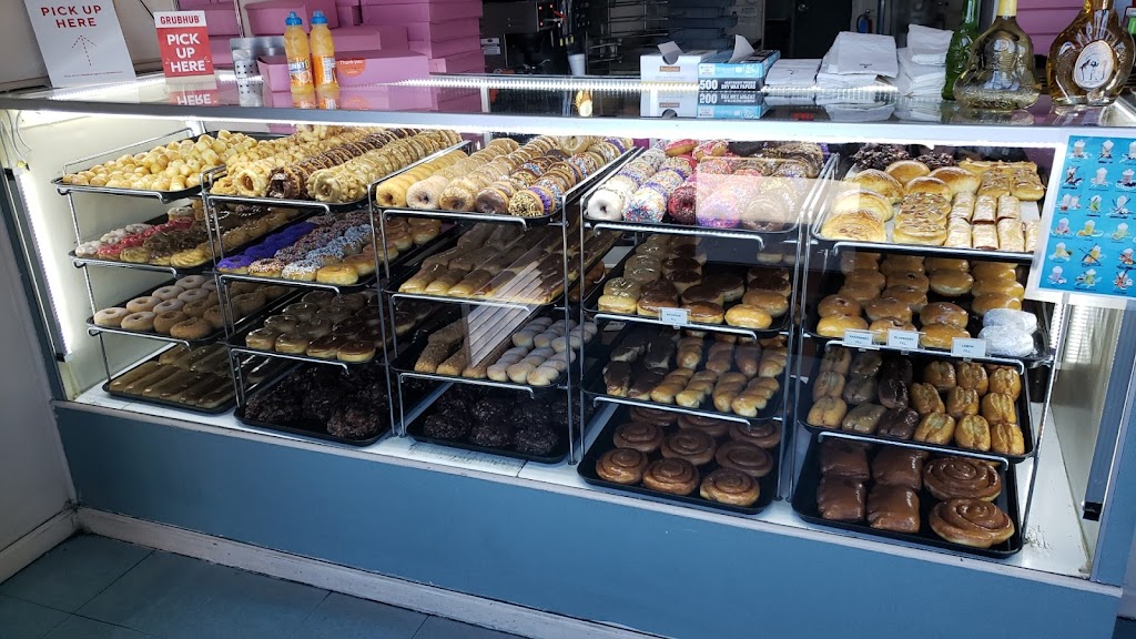 Carson Donut | 3170 S Carson St STE 10, Carson City, NV 89701, USA | Phone: (775) 884-1690