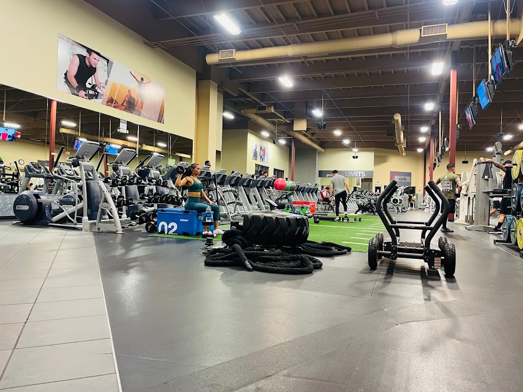 24 Hour Fitness | 11787 Foothill Blvd, Rancho Cucamonga, CA 91730, USA | Phone: (909) 944-1000