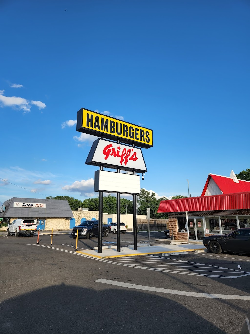 Griffs Hamburgers | 4224 E Lancaster Ave, Fort Worth, TX 76103, USA | Phone: (817) 534-8222