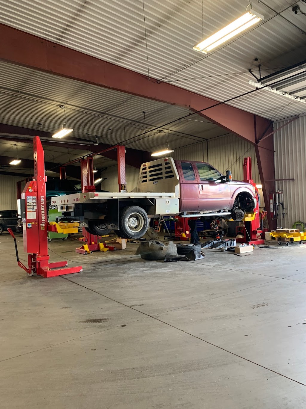 Burnworth-Zollars Ford | 309 US-6, Ligonier, IN 46767, USA | Phone: (260) 894-7176