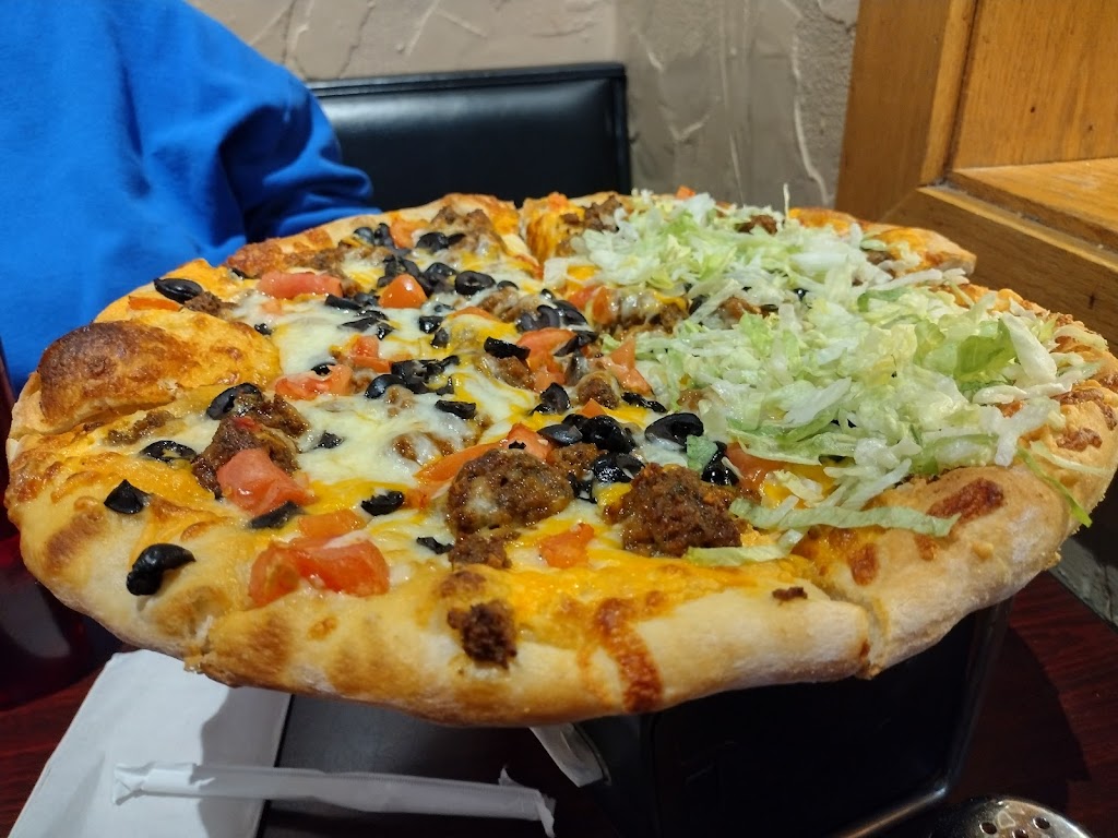 Batavias Original Pizzeria | 500 E Main St, Batavia, NY 14020, USA | Phone: (585) 343-3303