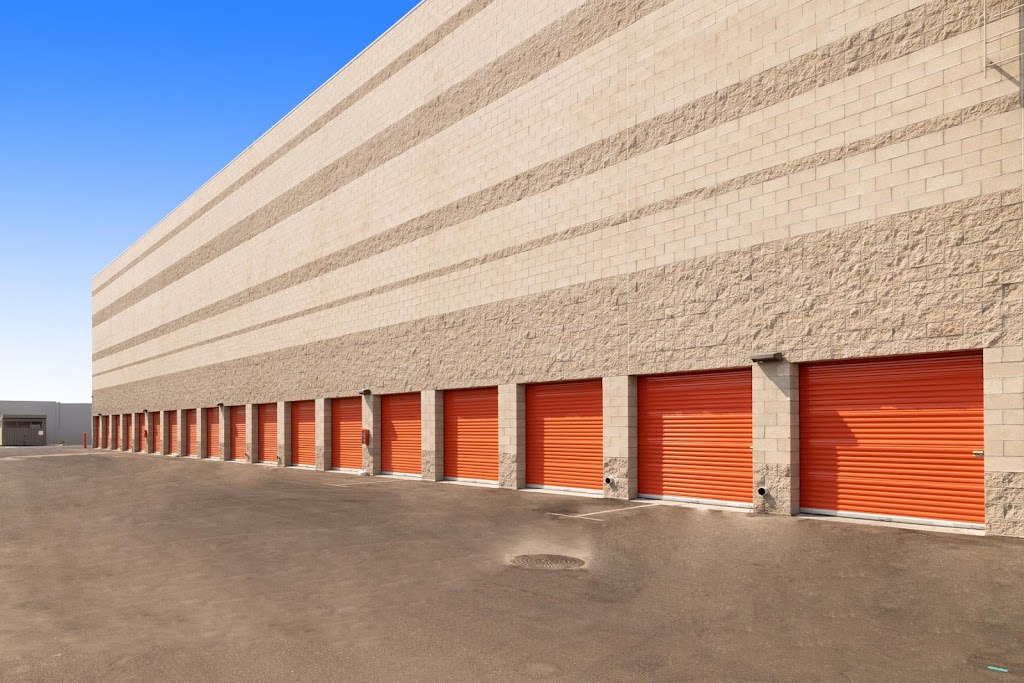 Public Storage | 12610 Raymer St, Valley Glen, CA 91605, USA | Phone: (818) 722-2063