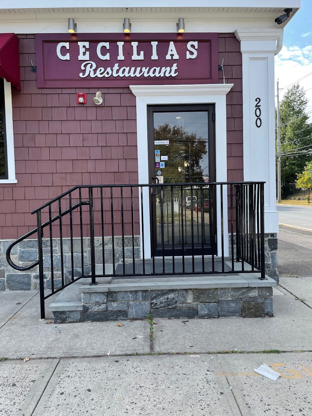 Cecilias Restaurant & Pupuseria | 200 Grant Ave, Plainfield, NJ 07060, USA | Phone: (908) 205-5590