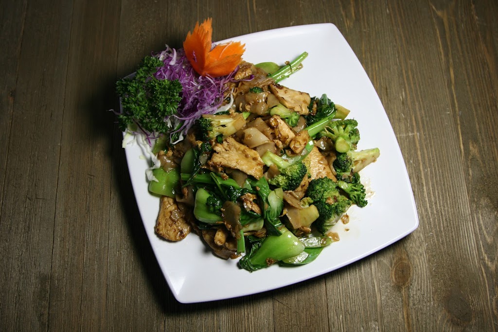 Thai Thip | 461 W Harwood Rd, Hurst, TX 76054, USA | Phone: (817) 286-3674