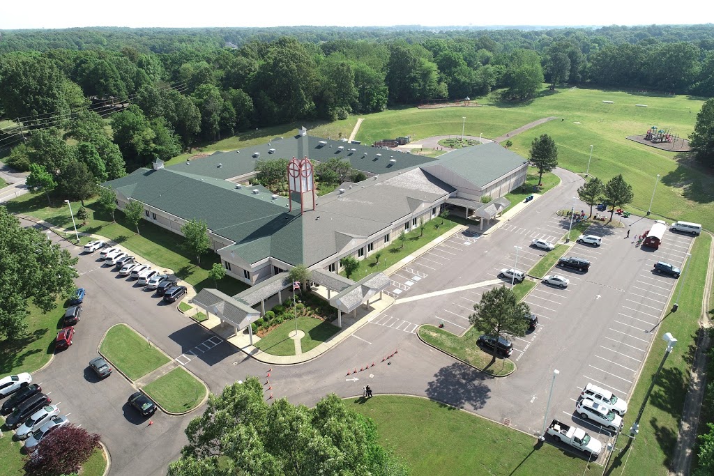 Sacred Heart School | 5150 Tchulahoma Rd, Southaven, MS 38671, USA | Phone: (662) 349-0900