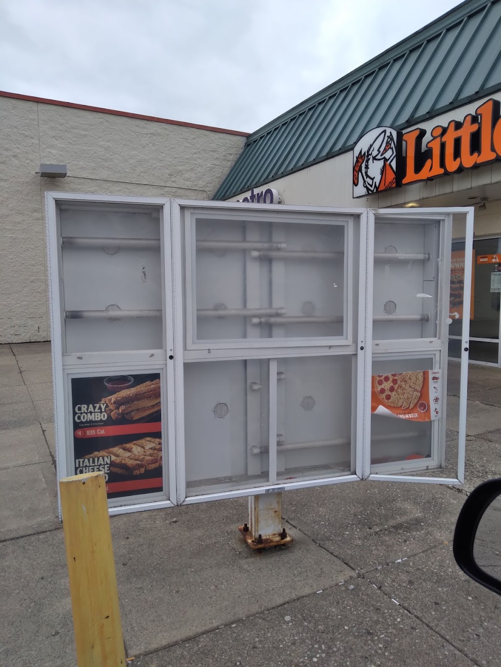 Little Caesars Pizza | 699 Northland Blvd Suite B, Parkdale, OH 45240, USA | Phone: (513) 851-1111