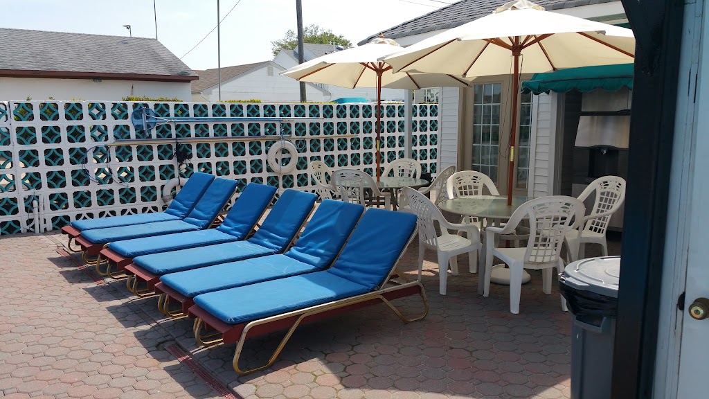 Amethysts Beach Motel | 202 Arnold Ave, Point Pleasant Beach, NJ 08742, USA | Phone: (732) 899-3600