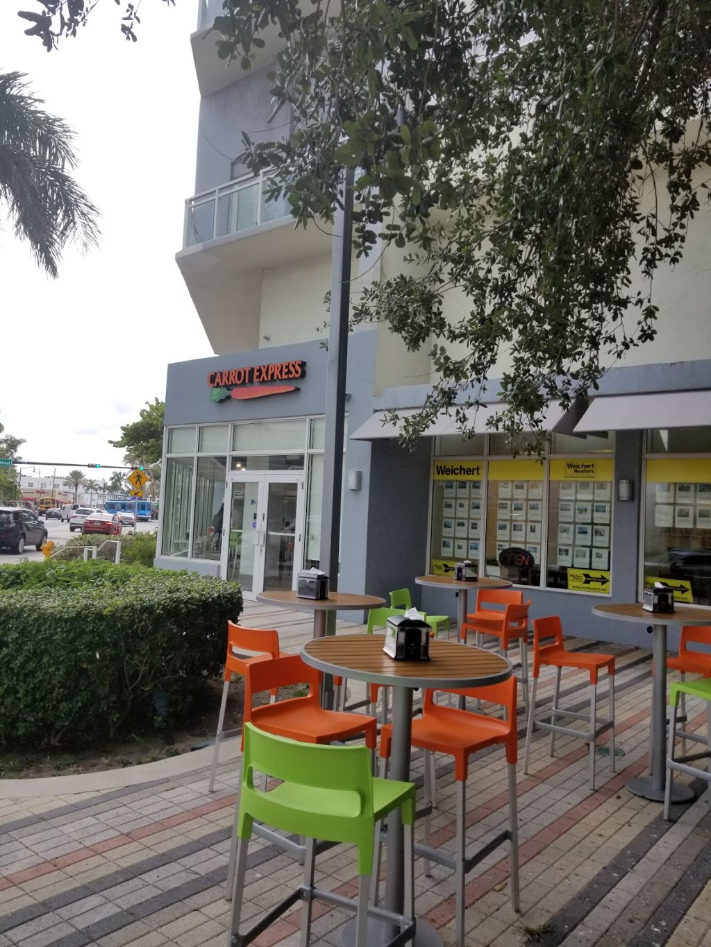 Carrot Express | 7145 Collins Ave, Miami Beach, FL 33141, USA | Phone: (786) 471-5597