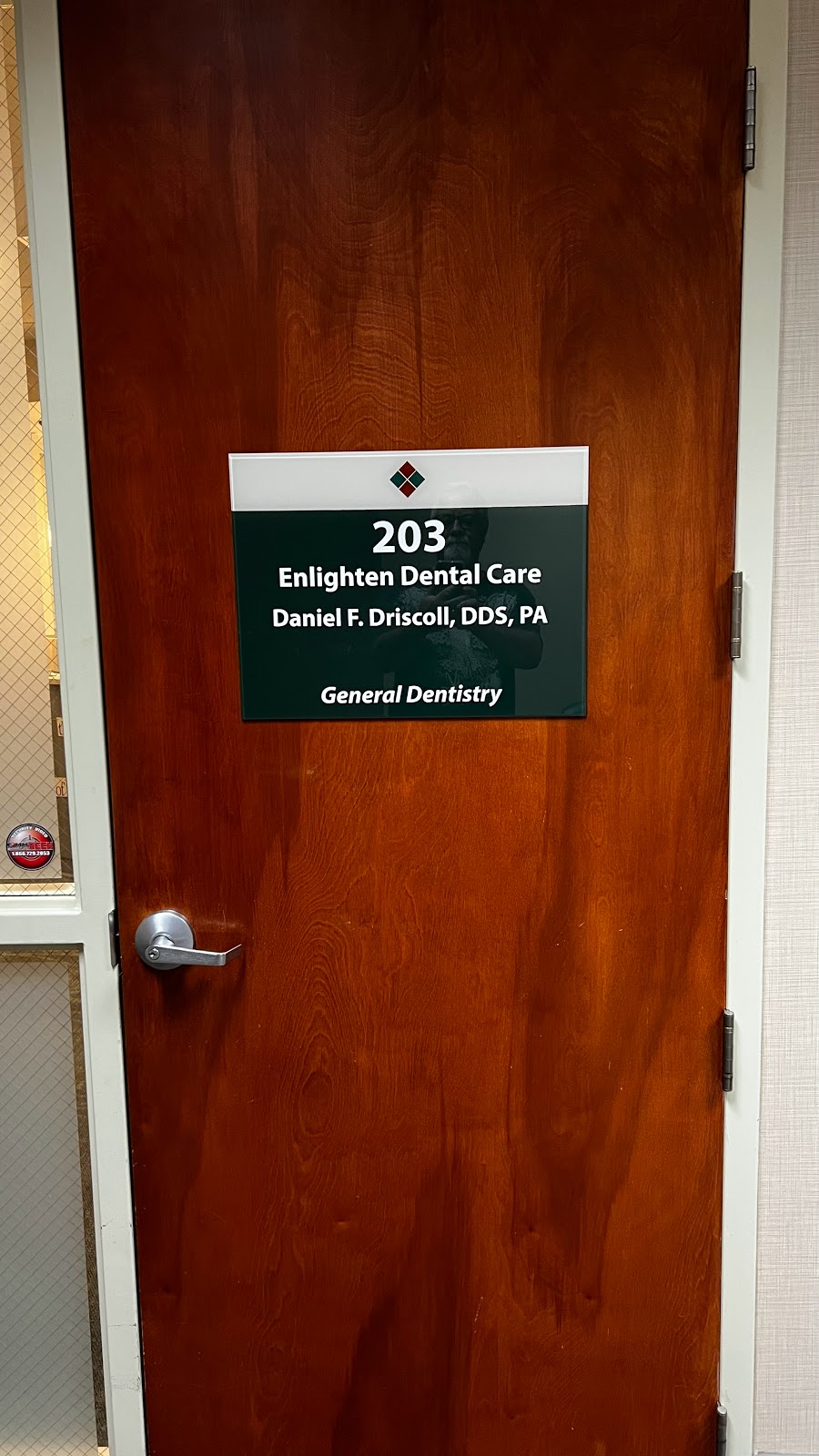 Enlighten Dental Care | 1551 Westbrook Plaza Dr #203, Winston-Salem, NC 27103, USA | Phone: (336) 765-0904