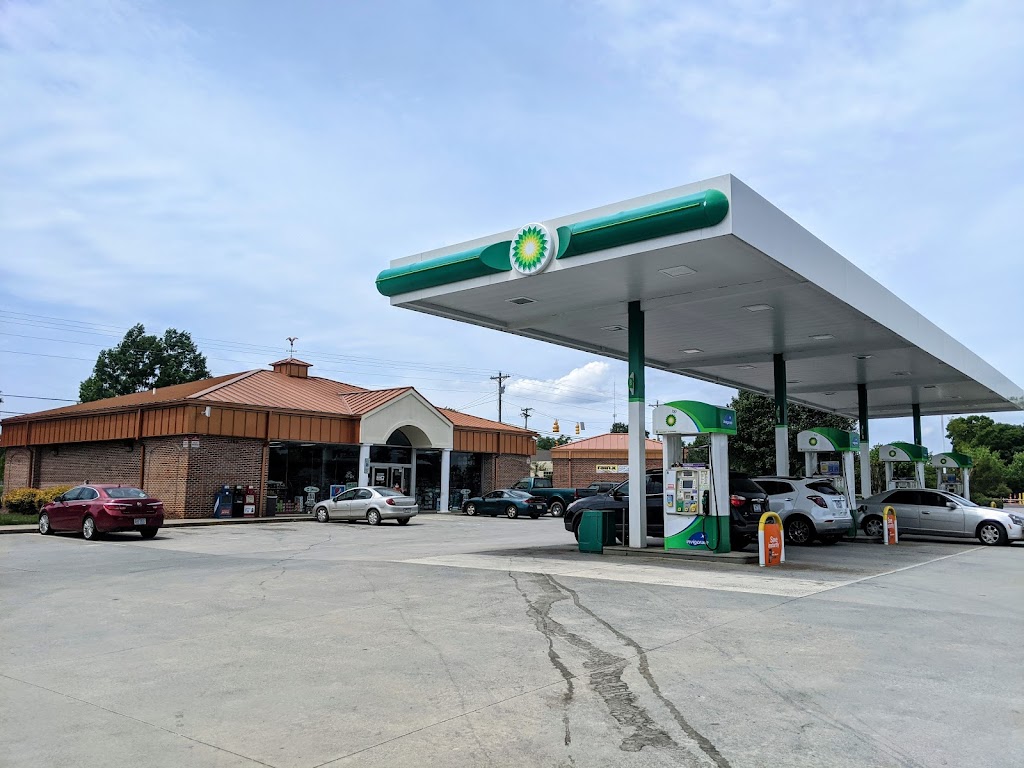 bp | 1395 S Salisbury St, Mocksville, NC 27028, USA | Phone: (336) 751-2707