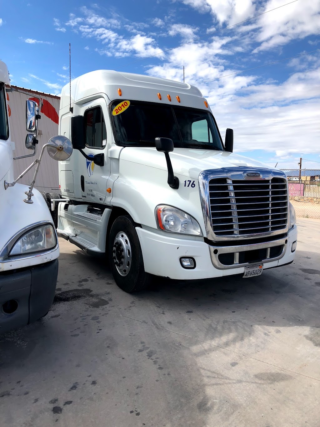 Sun City Truck Sales | 11374 Doy Dr, El Paso, TX 79928, USA | Phone: (915) 852-1038