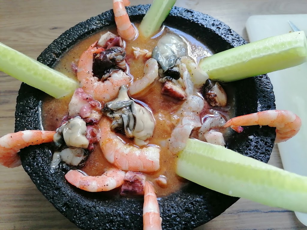 Mariscos Sinaloa | Reforma, 22183 Tijuana, B.C., Mexico | Phone: 664 849 9614