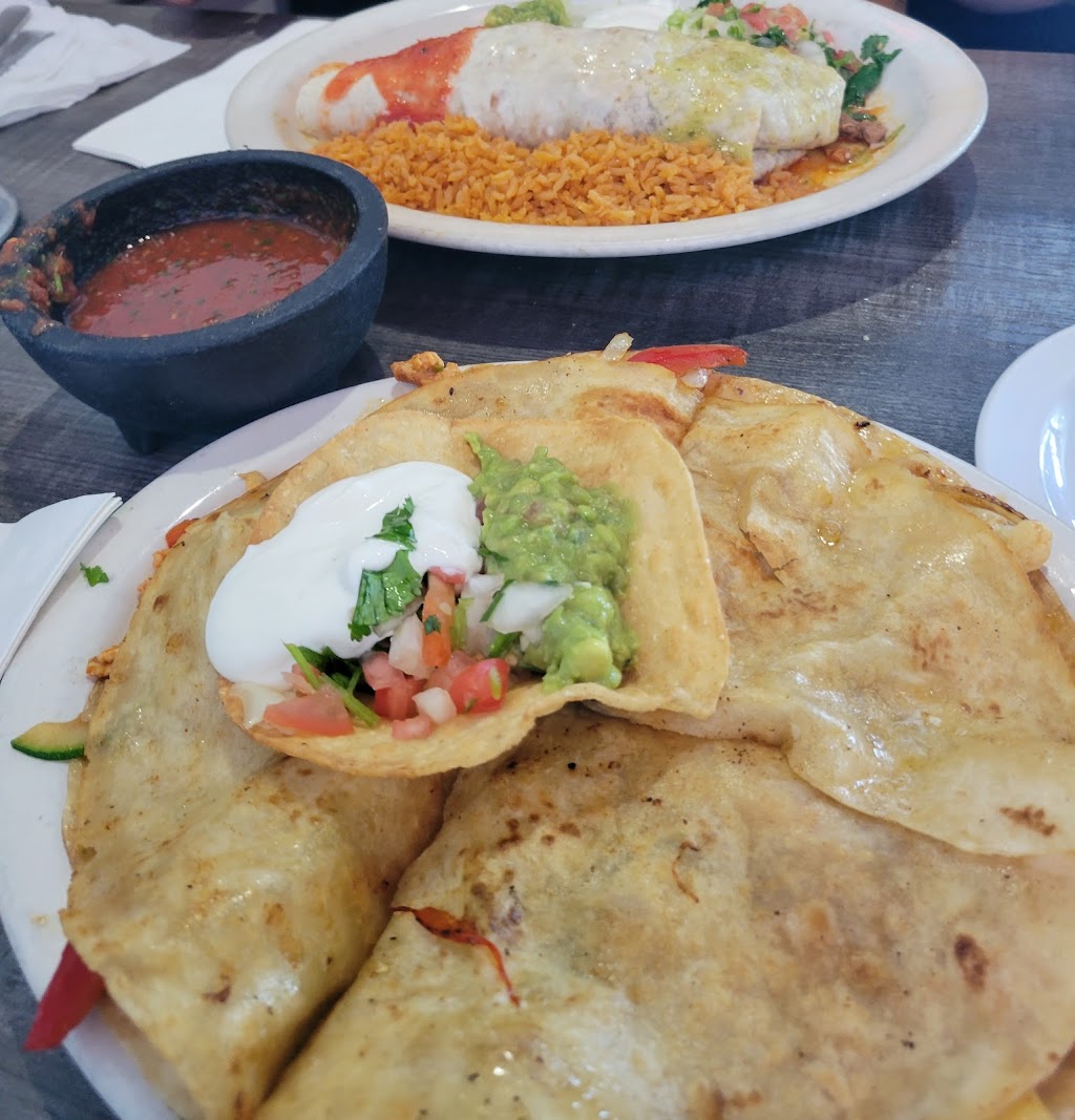 El Meson Mexican Restaurant | 657 Portage Trail, Cuyahoga Falls, OH 44221, USA | Phone: (330) 920-1759