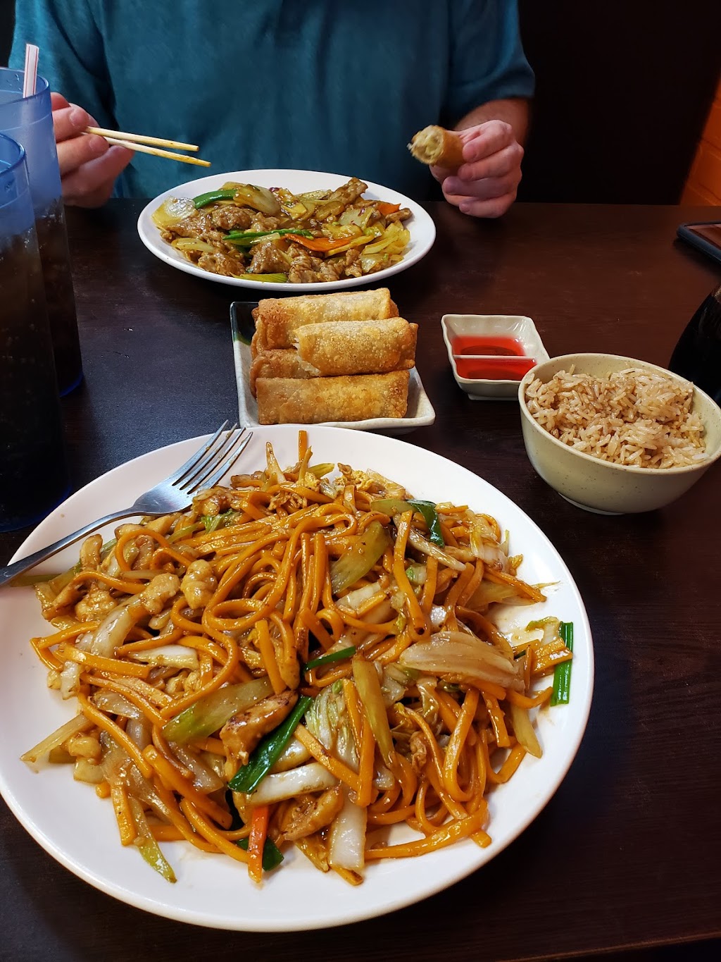 Lis Chinese Kitchen | 1071 Country Club Dr #106, Mansfield, TX 76063, USA | Phone: (682) 518-3000