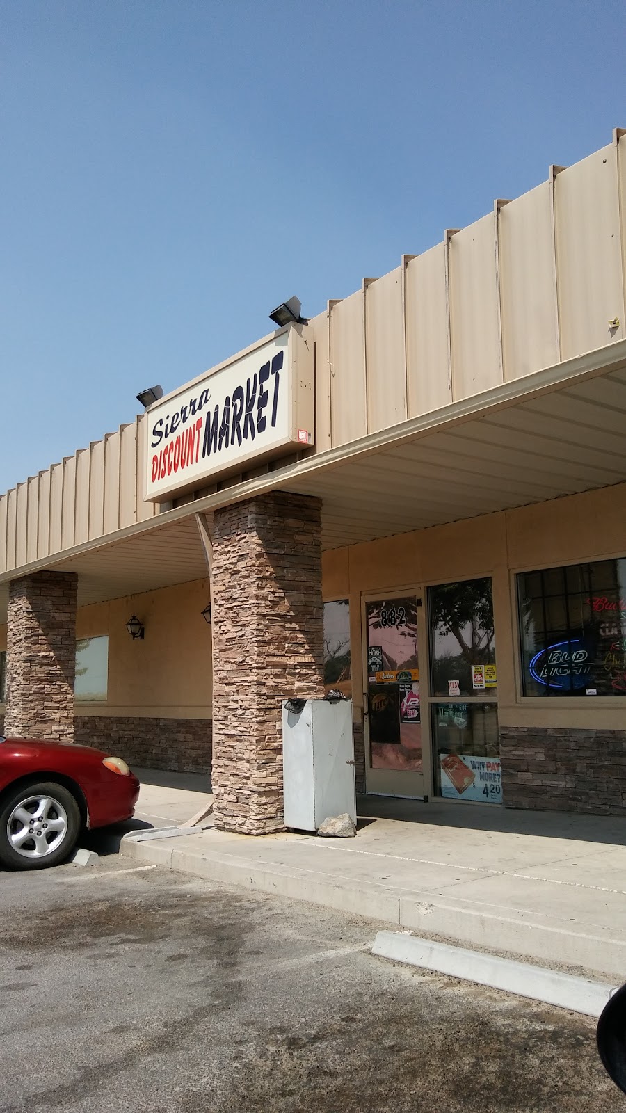 Sierra Discount Market | 882 US-95 ALT s, Fernley, NV 89408, USA | Phone: (775) 575-5409