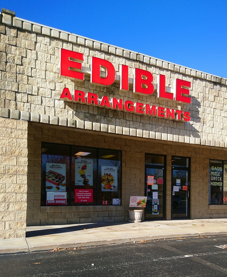 Edible Arrangements | 9224 Darrow Rd, Twinsburg, OH 44087, USA | Phone: (330) 405-6102