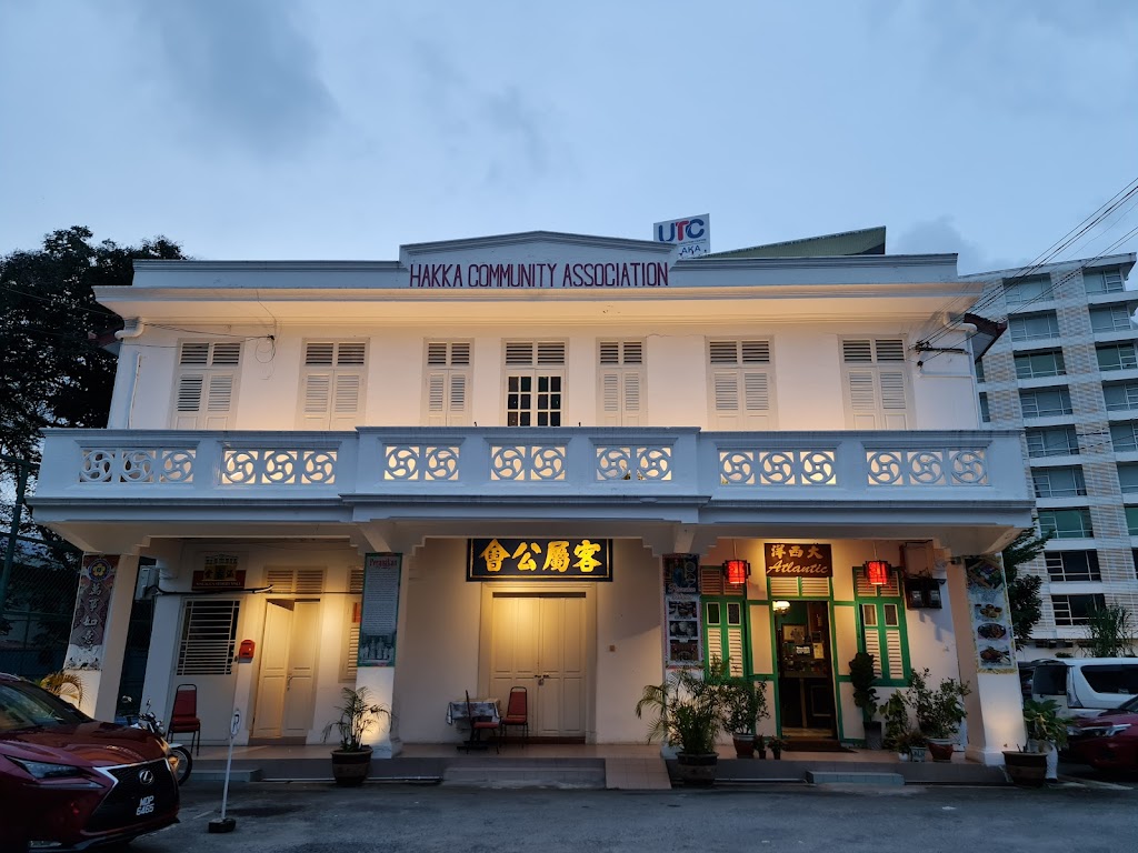 ATLANTIC NYONYA HQ | 145, Jalan Kubu, Kampung Satu, 75300 Melaka, Malaysia | Phone: 014-260 4493