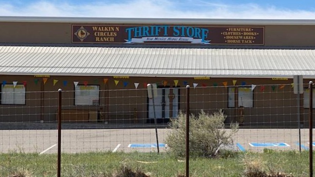 Walkin N Circles Ranch Thrift Store | 8 George Ct, Edgewood, NM 87015, USA | Phone: (505) 459-2265