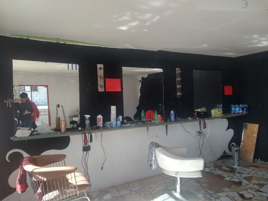 Barbershoop anapra | Rancho Anapra 10731, Puerto de Anapra, 32107 Cd Juárez, Chih., Mexico | Phone: 656 489 6652