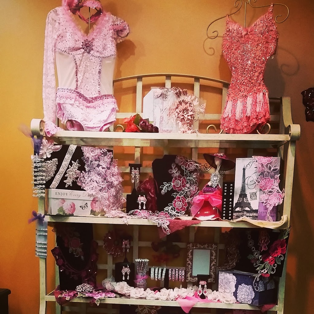 Crystal Couture Inc | 14276 23rd Ave N, Plymouth, MN 55447, USA | Phone: (952) 476-1030