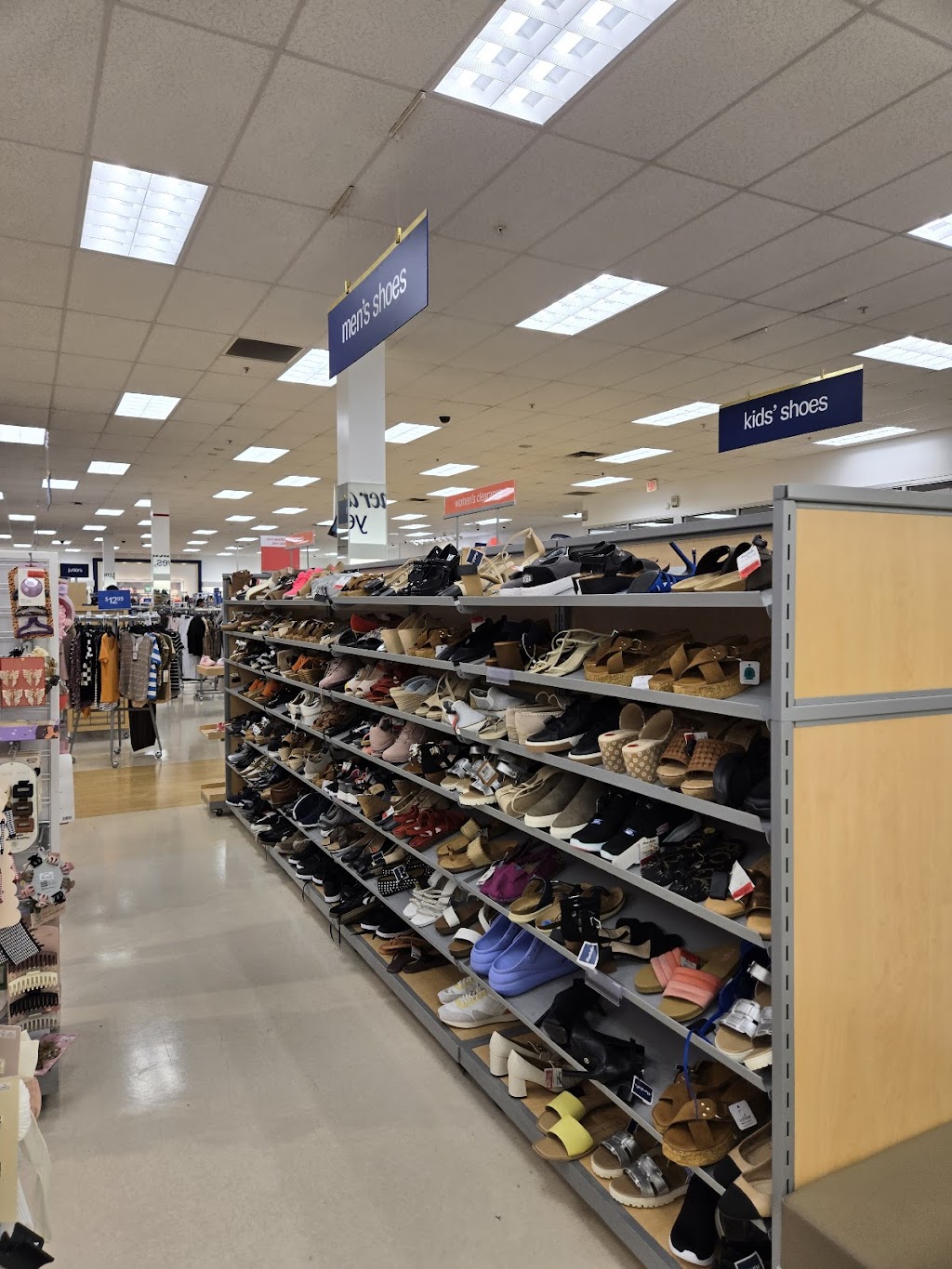 Marshalls | 2800 Hwy 121, Euless, TX 76039, USA | Phone: (817) 545-3912