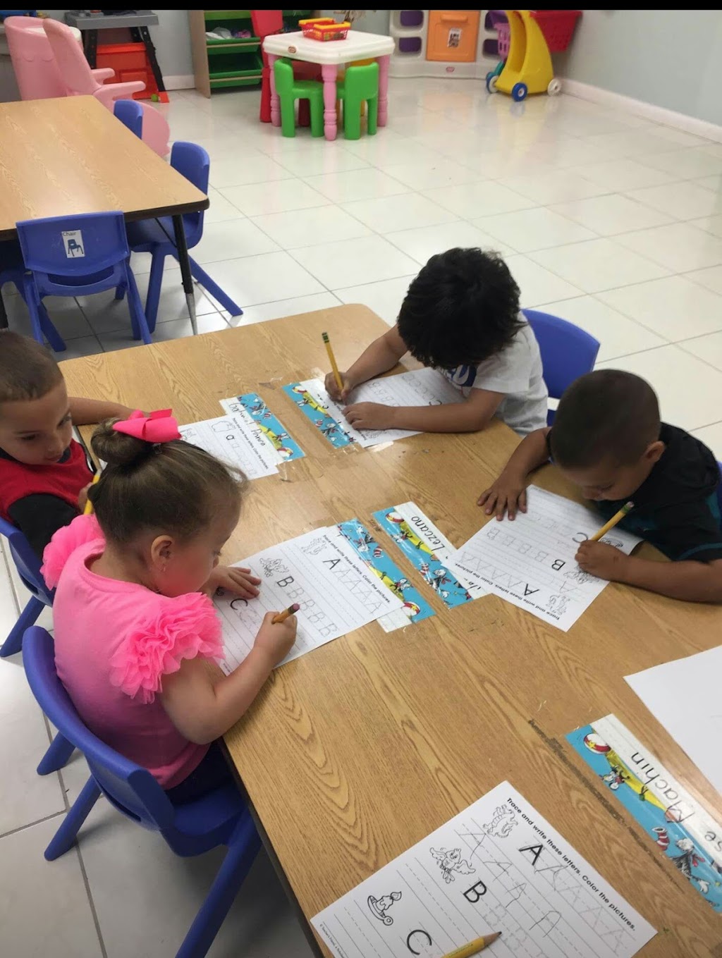 Catepillar Academy Daycare Preschool | 5480 Palm Ave, Hialeah, FL 33012, USA | Phone: (305) 392-0631