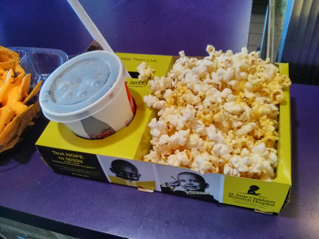 Green Valley Cinema 9 | 1125 S Green Valley Rd, Watsonville, CA 95076, USA | Phone: (831) 761-8200