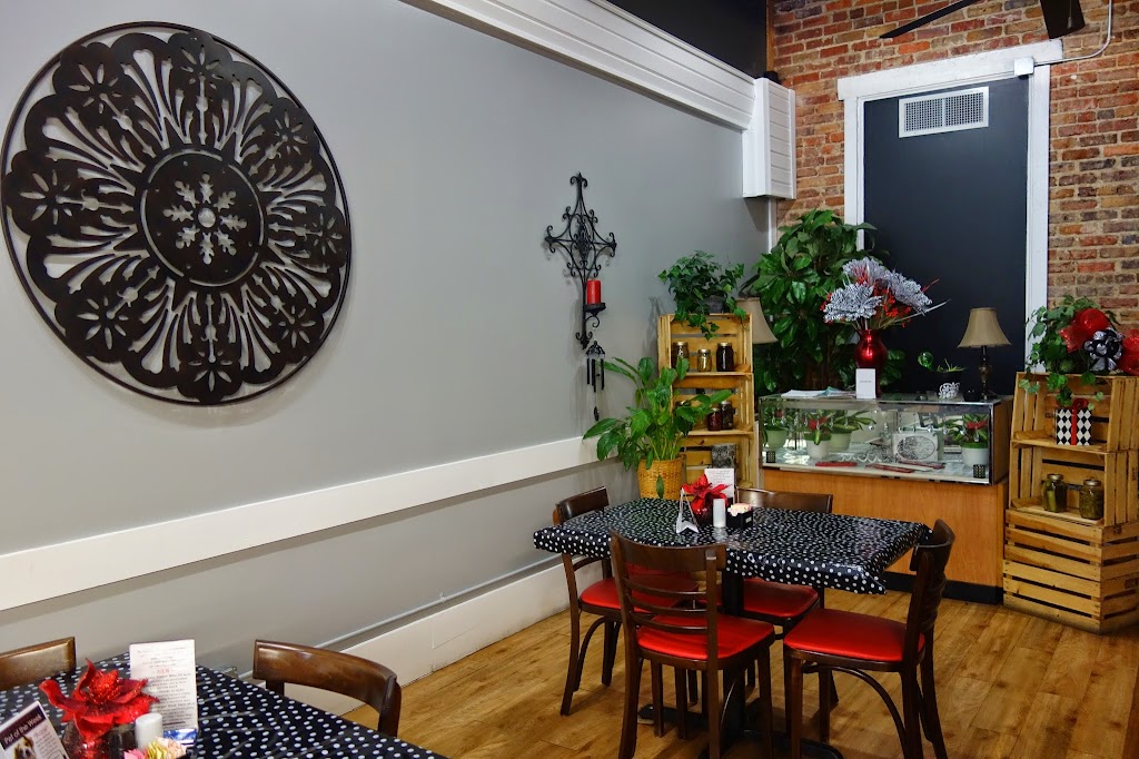 Sweet Magnolias Deli & Grill | 9 W Front St, Lillington, NC 27546, USA | Phone: (910) 814-3850