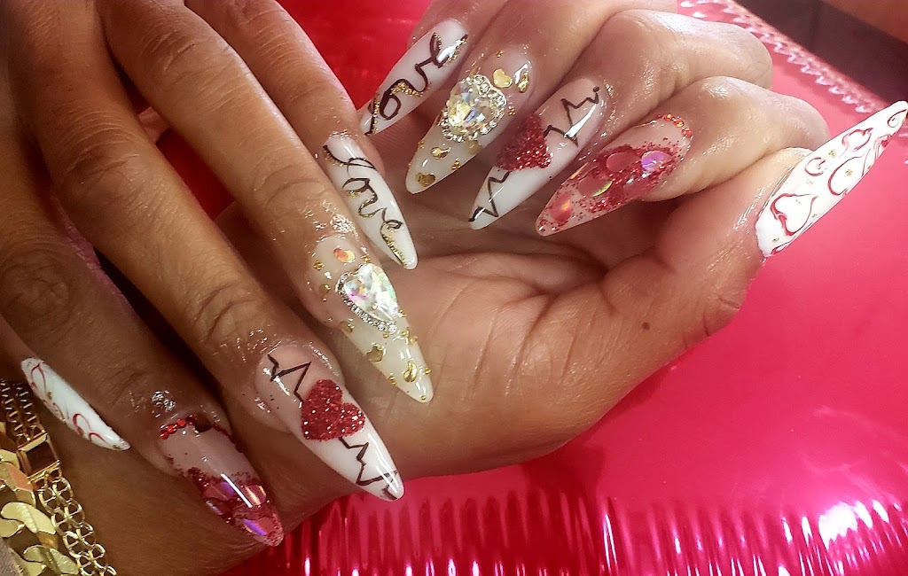 Happy Hair & Nails | 170 N Homestead Blvd, Homestead, FL 33030, USA | Phone: (305) 245-7667