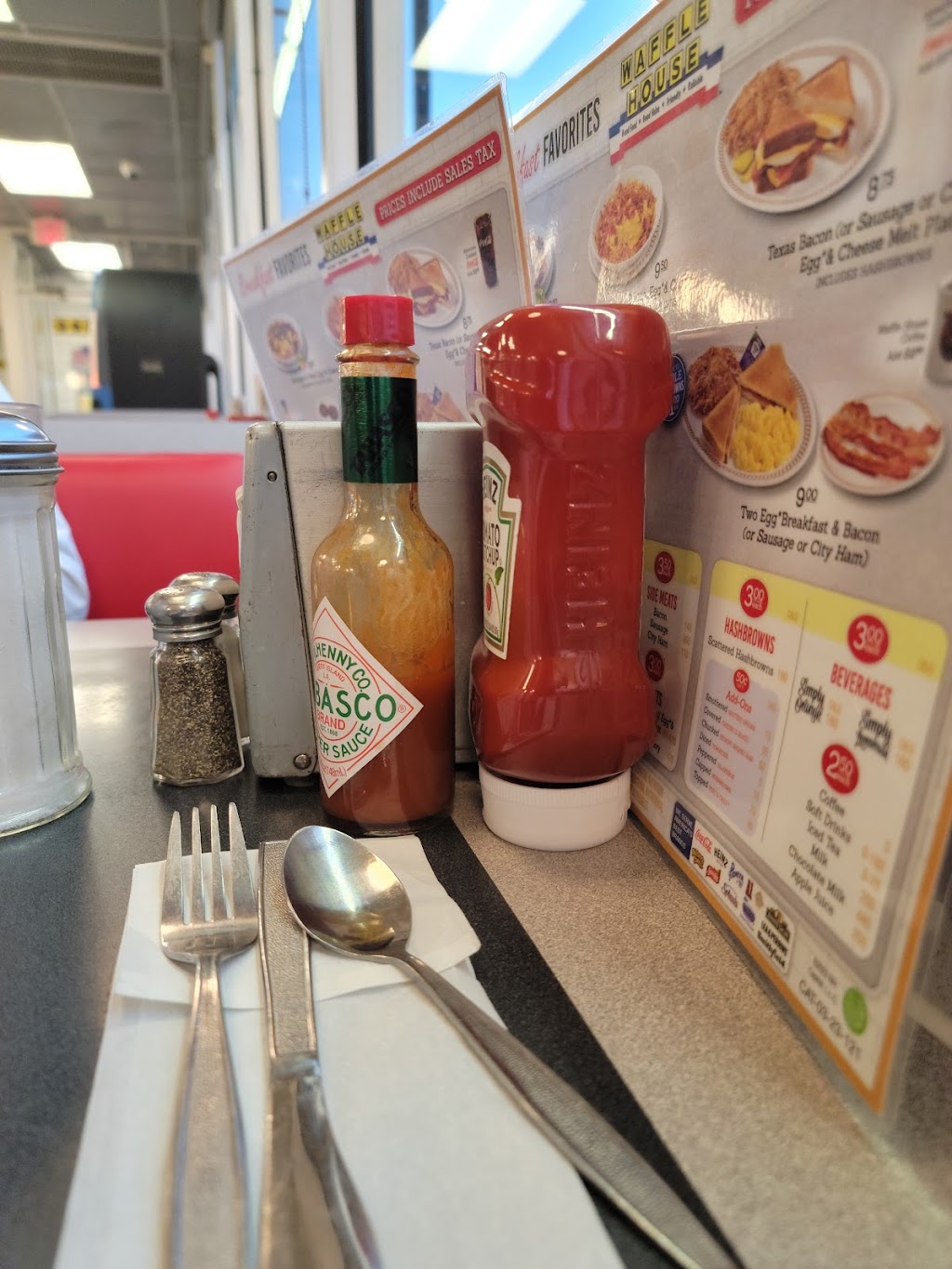 Waffle House | 1020 US-287, Waxahachie, TX 75165, USA | Phone: (972) 923-1045