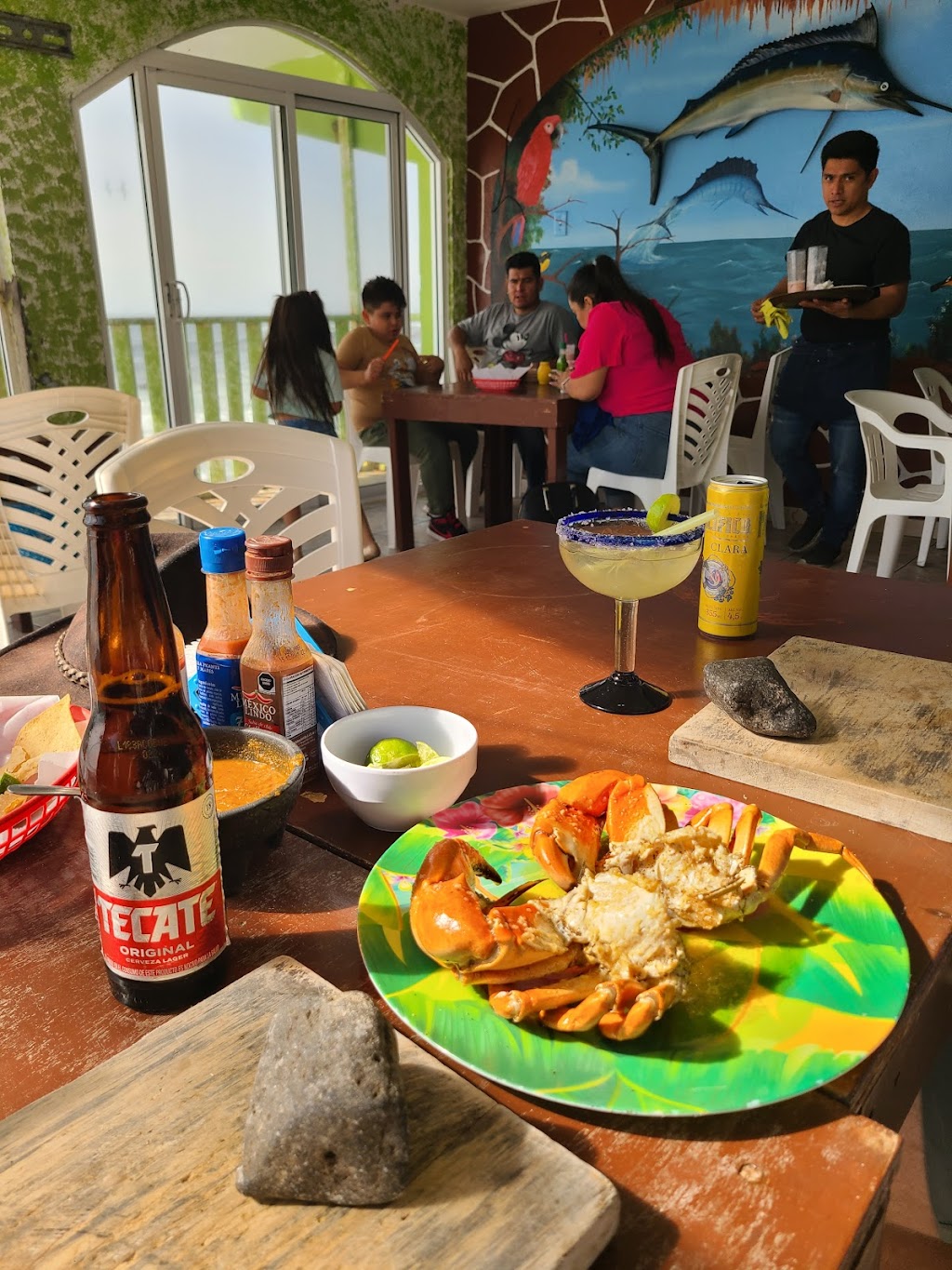 Mariscos Juquila | Carretera Libre, Puerto de Popotla, Rosarito - Ensenada Km. 33, 22710 Playas de Rosarito, B.C., Mexico | Phone: 664 309 4542