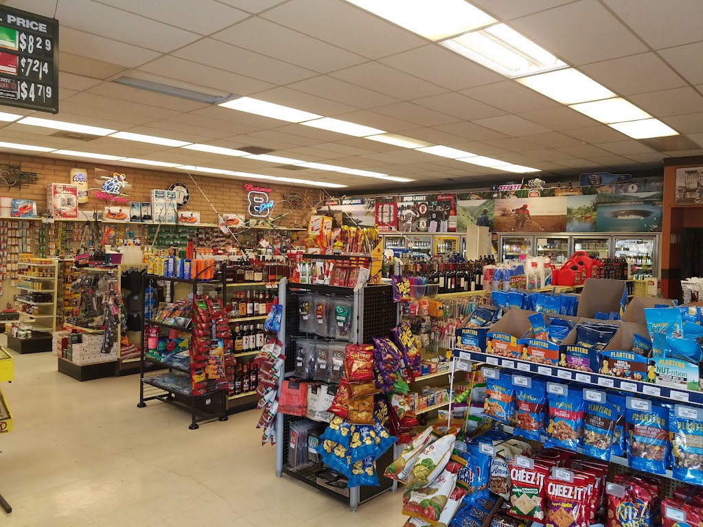 Berryessa Sporting Goods & Mini Market | 115 E Grant Ave, Winters, CA 95694, USA | Phone: (530) 795-1278