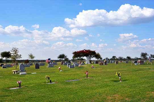 Highland Memorial Gardens | Cemetery, TX-34, Terrell, TX 75160, USA | Phone: (972) 524-6417