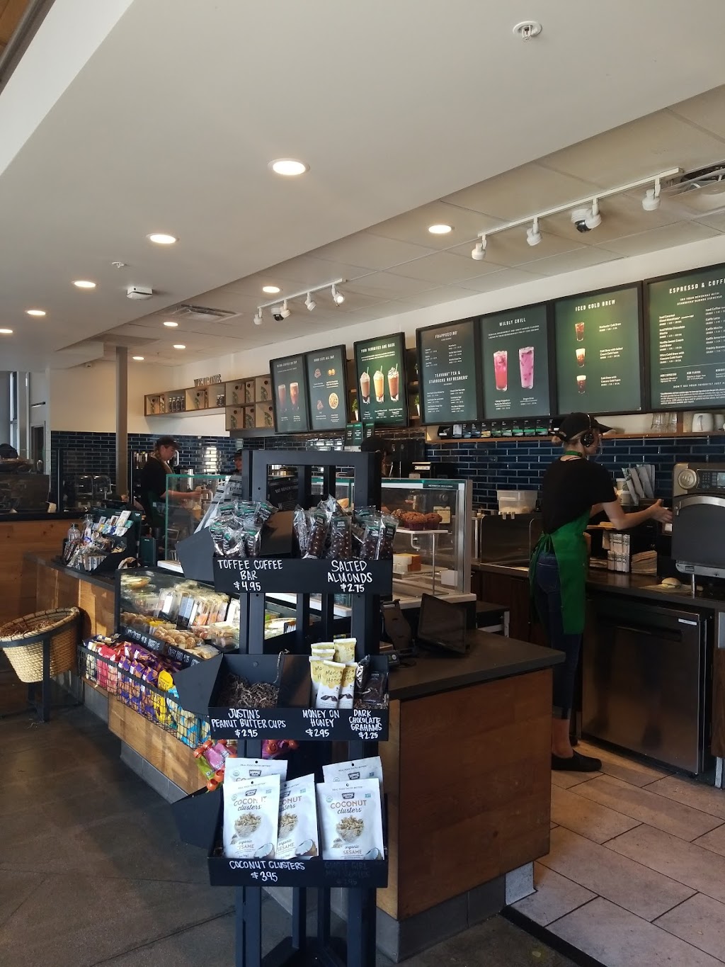 Starbucks | 1181 Foothill Blvd, La Verne, CA 91750, USA | Phone: (909) 392-3335