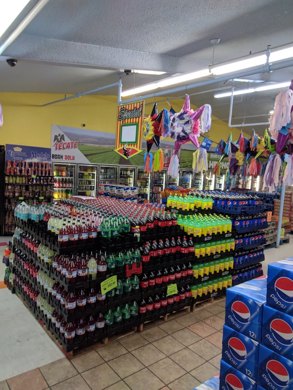 El Toro Loco Supermarkets | 636 S Church St Rd, Earlimart, CA 93219, USA | Phone: (661) 849-2643