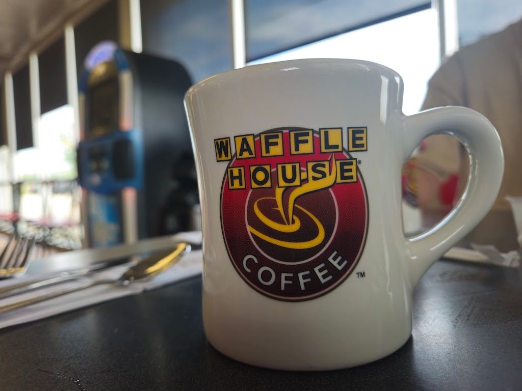 Waffle House | 10384 E Airline Hwy, St Rose, LA 70087, USA | Phone: (504) 467-1522