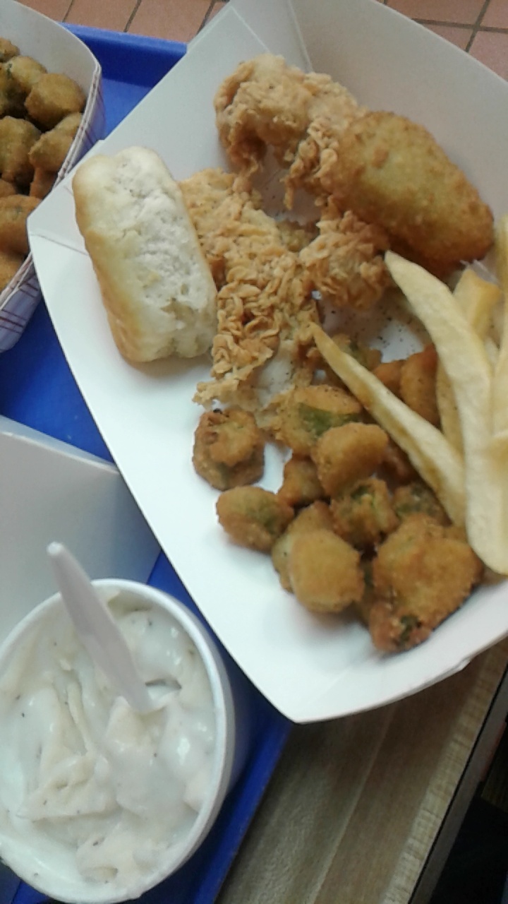 Good-N-Crisp Chicken | 601 E Sinton St, Sinton, TX 78387, USA | Phone: (361) 364-3002