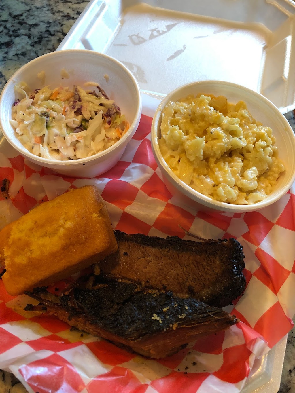 Books BBQ | 962 Broad, Wadsworth, OH 44281, USA | Phone: (330) 962-5963