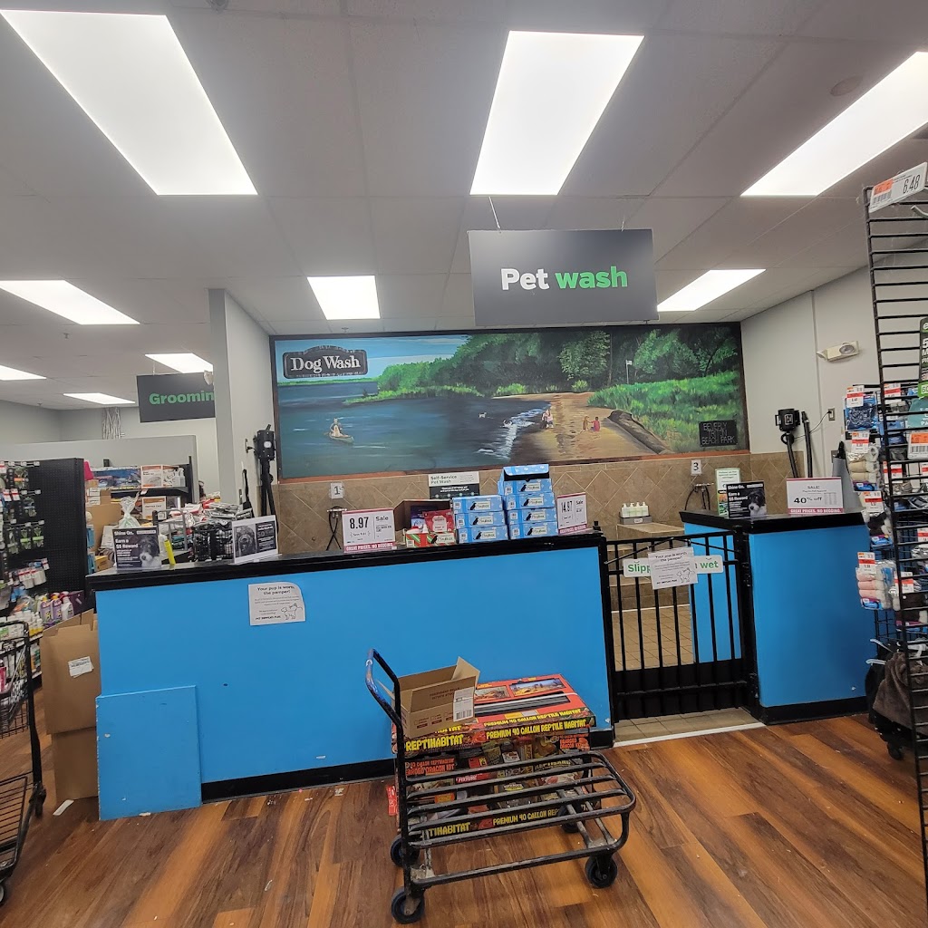 Pet Supplies Plus Edgewater Central | 68 W Central Ave, Edgewater, MD 21037, USA | Phone: (443) 456-4170