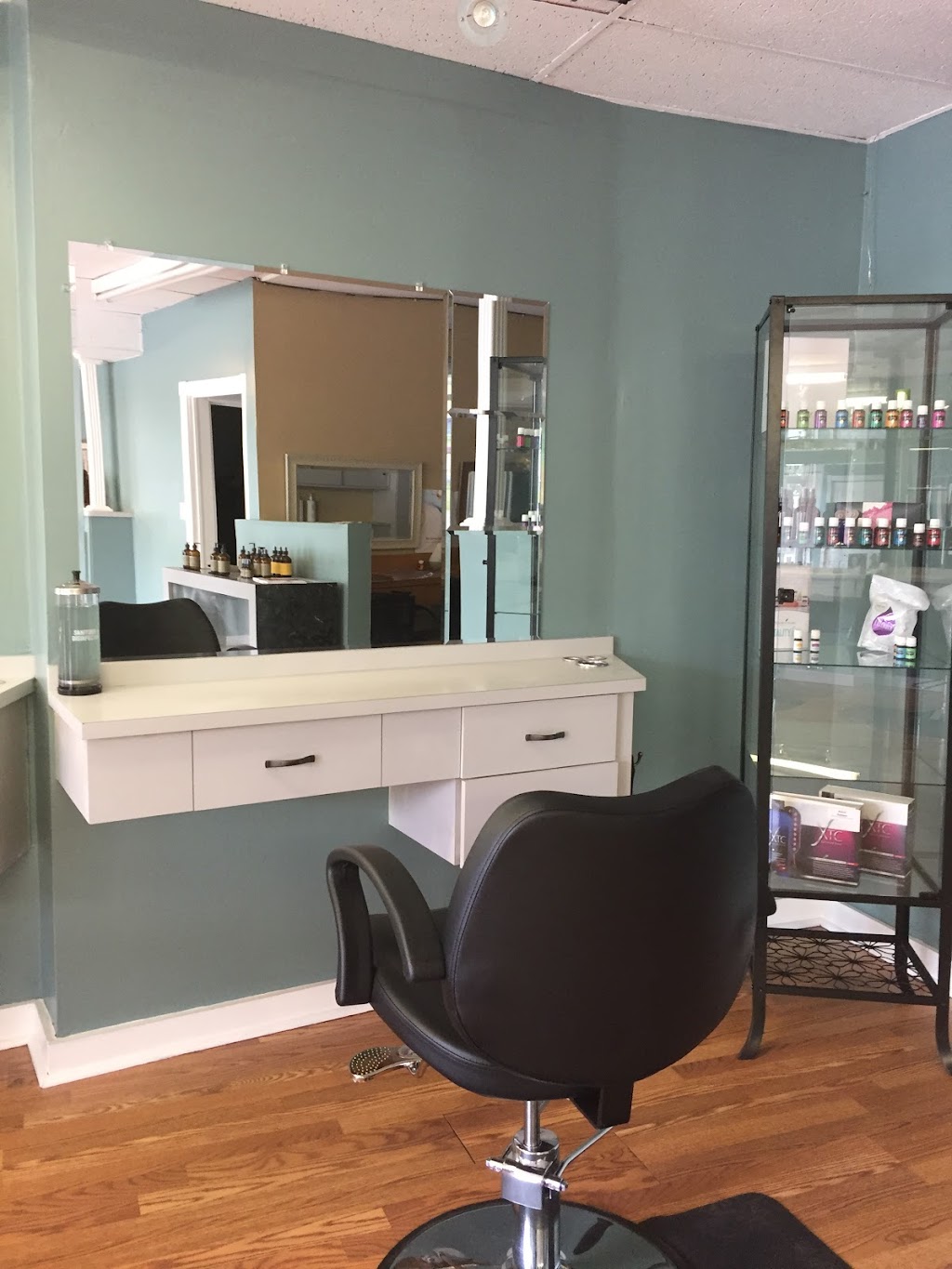 Downtown Hair Design LLC | 617 Central Ave, Westfield, NJ 07090, USA | Phone: (908) 588-2211