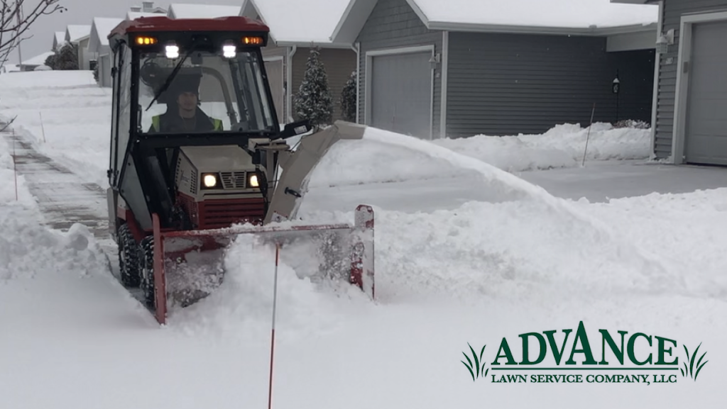 Advance Lawn Service Company, LLC | 1859 WI-83, Hartford, WI 53027, USA | Phone: (262) 623-2207