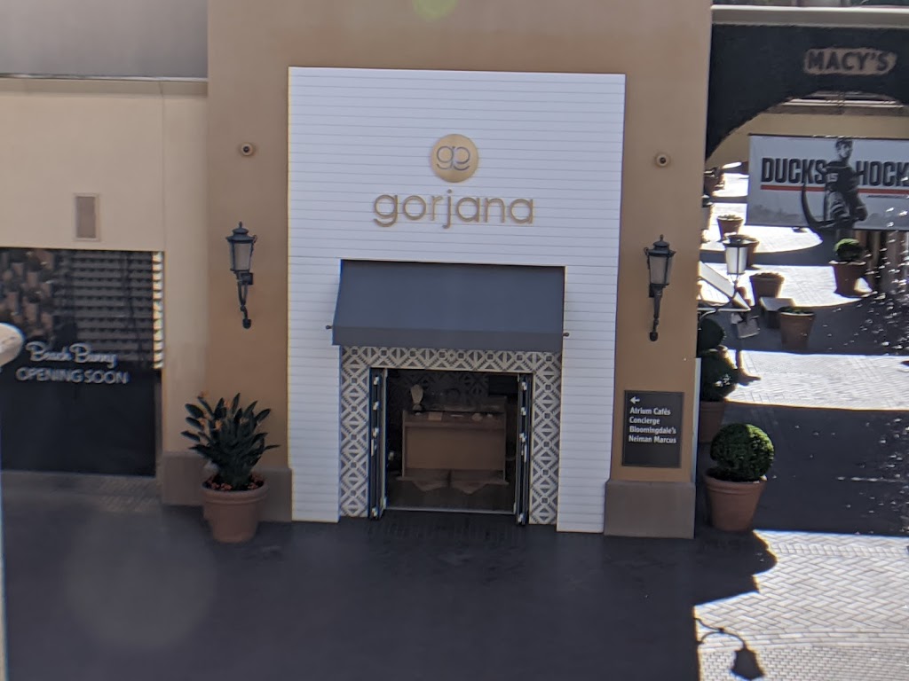 gorjana - Fashion Island | 265 Newport Center Dr, Newport Beach, CA 92660 | Phone: (949) 662-6101