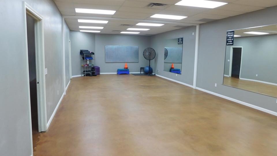 Athletic Loft Inc | 309 N Main St, Kingfisher, OK 73750, USA | Phone: (405) 375-5601