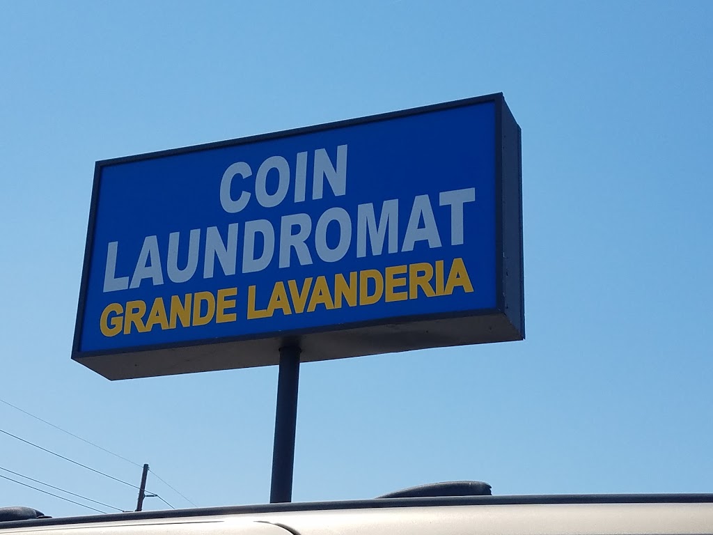 Tiny Bubbles 24 Hour Laundromat | 602 N 35th Ave, Phoenix, AZ 85009, USA | Phone: (480) 553-9448