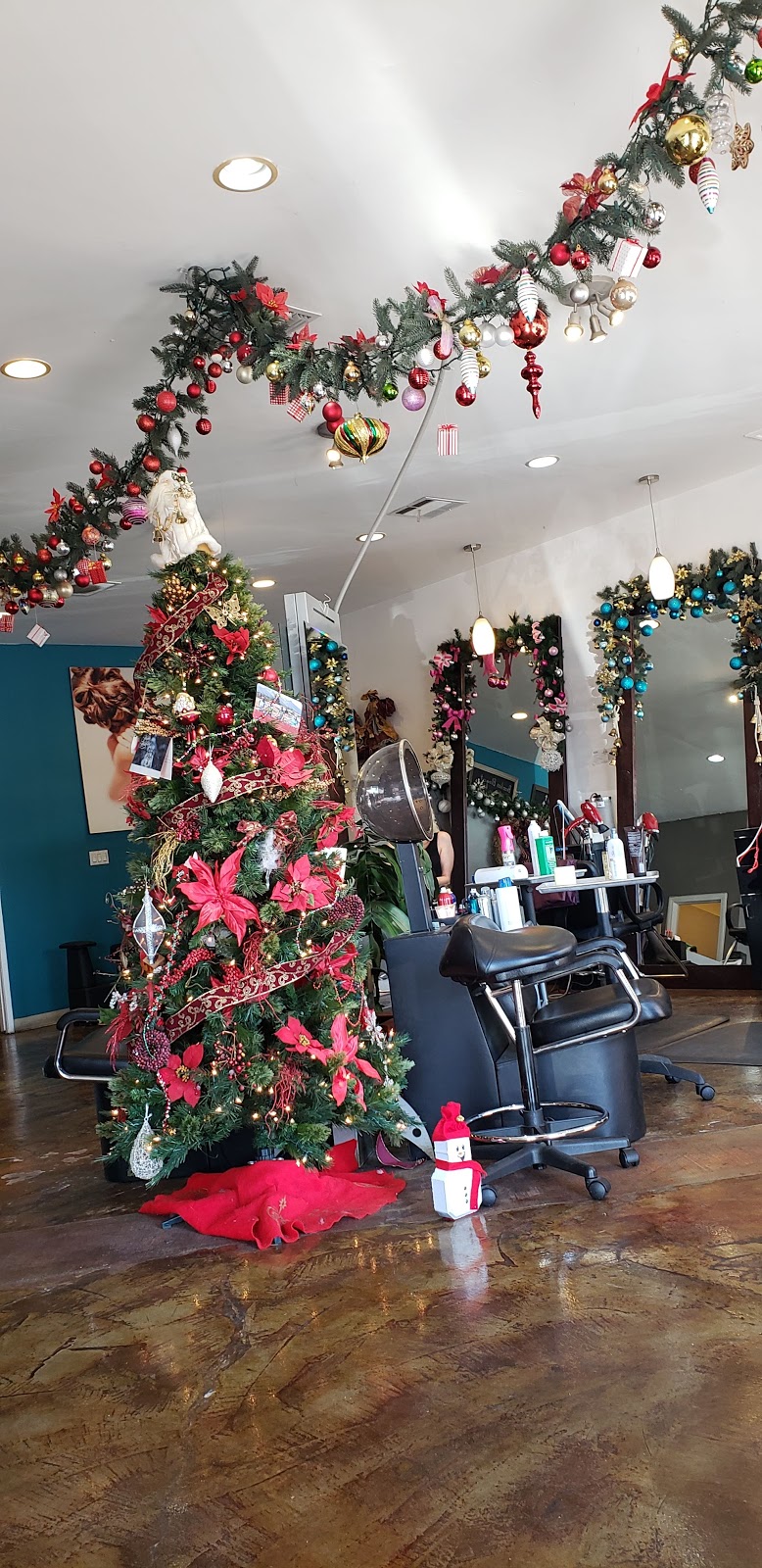 Nuevo Look Salon | 11283 Venice Blvd., Los Angeles, CA 90066, USA | Phone: (310) 391-7672