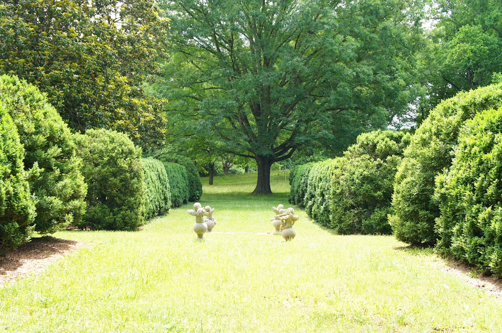 Stoneleigh Estate Historical Country Estate | 375 Edgewood Dr, Stanleytown, VA 24168, USA | Phone: (276) 732-2784