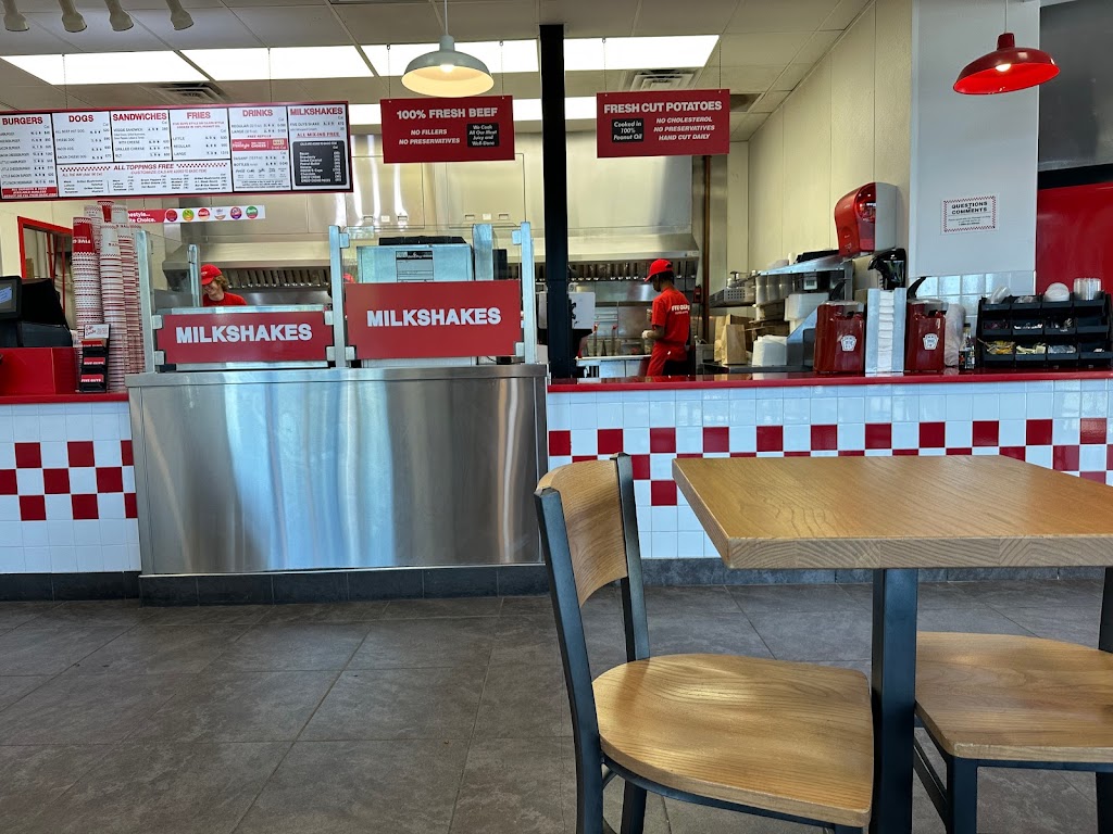 Five Guys | 9749 Northlake Centre Pkwy E, Charlotte, NC 28216, USA | Phone: (704) 596-2292