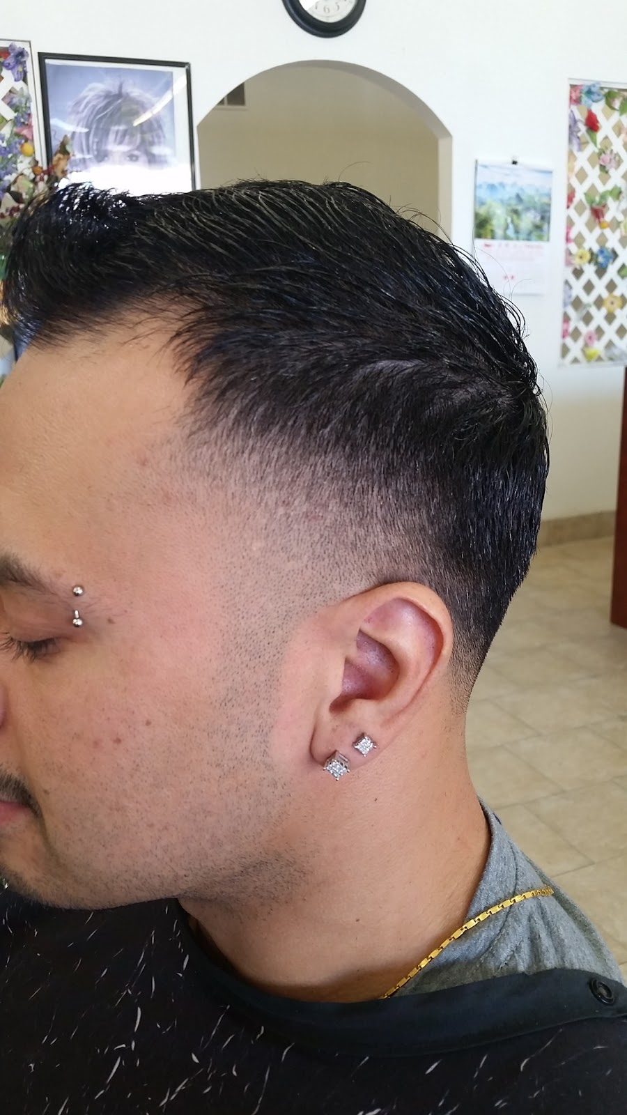 Fine Cuts Beauty Salon | 6424 Stockton Blvd, Sacramento, CA 95823, USA | Phone: (916) 421-1389