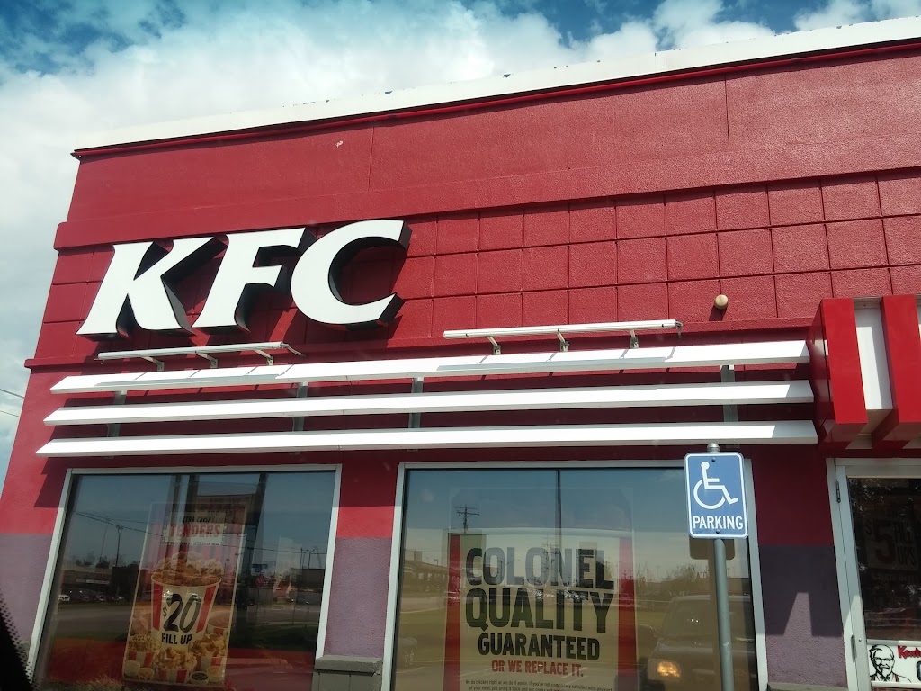 KFC | 2830 S Douglas Blvd, Midwest City, OK 73130, USA | Phone: (405) 732-7665