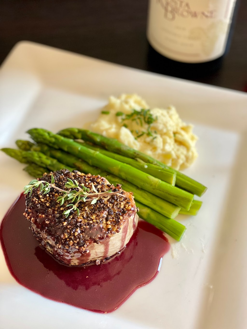 Tavern House Kitchen + Bar | 333 Bayside Dr, Newport Beach, CA 92660, USA | Phone: (949) 673-8464